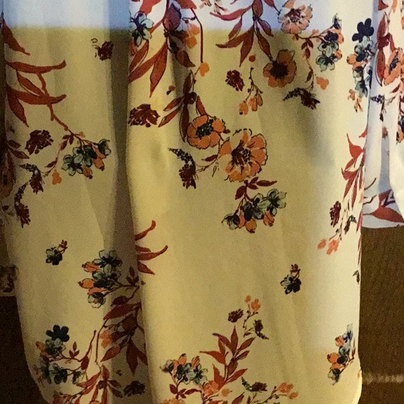 Van Heusen XXLT 100% polyester colorful shirt - Picture 5 of 5